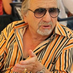 19c9c56a 7250 4ad9 beb2 fa4aefaf6442